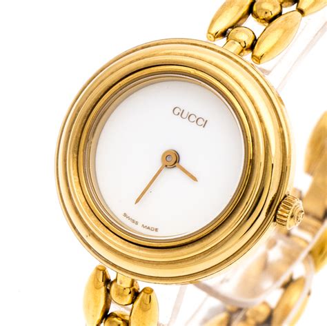 ladies watches online gucci|gucci ladies watch interchangeable bezel.